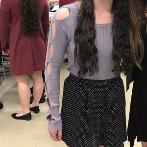 H&M Divided Cutout Sleeve Top